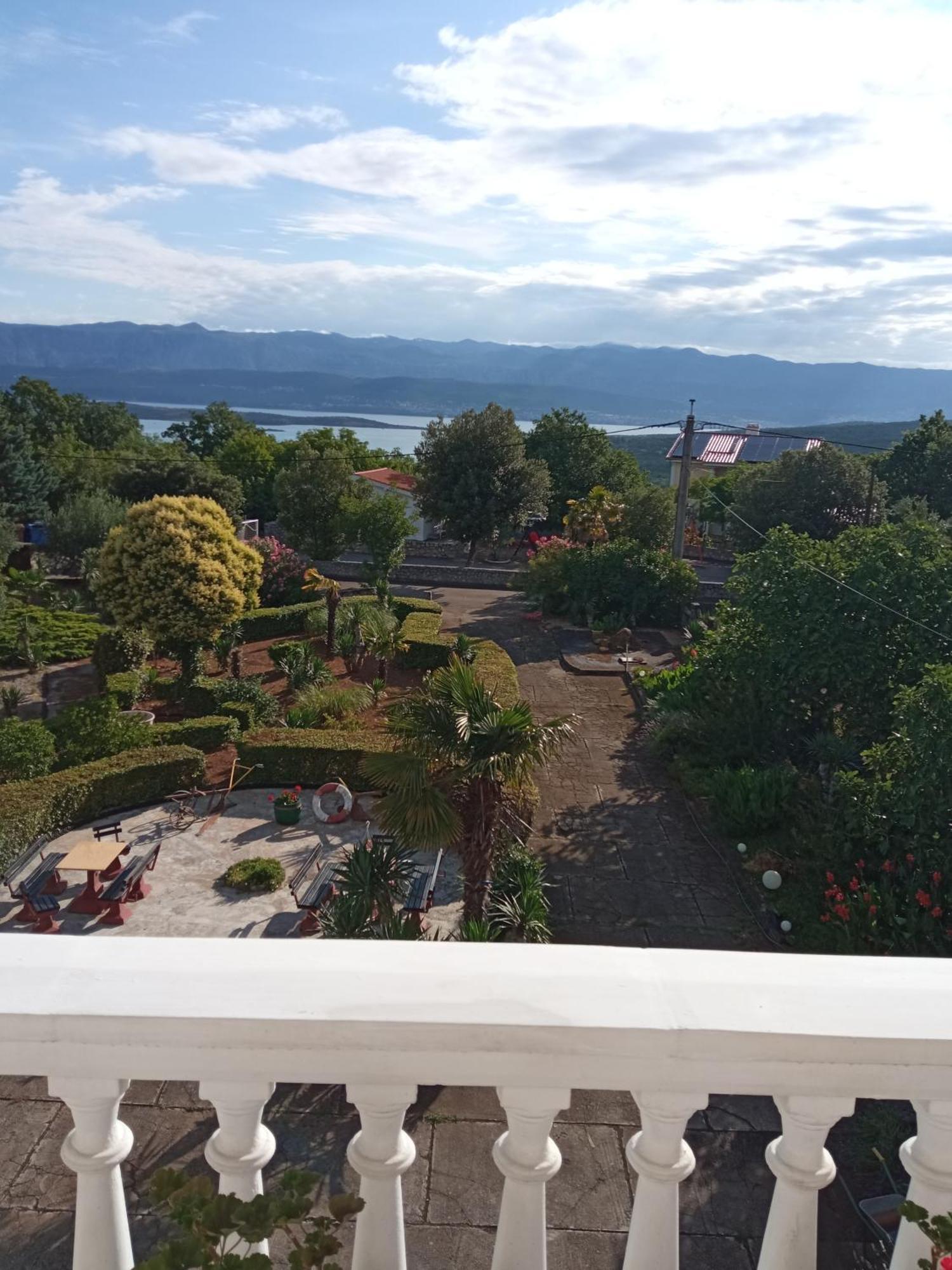 Apartman Kacic Sveti Ivan Dobrinjski Ngoại thất bức ảnh